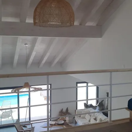 Blue Mango Villa *
